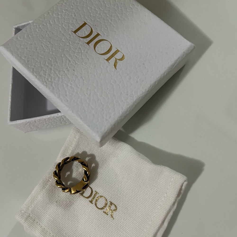 Dior ring
